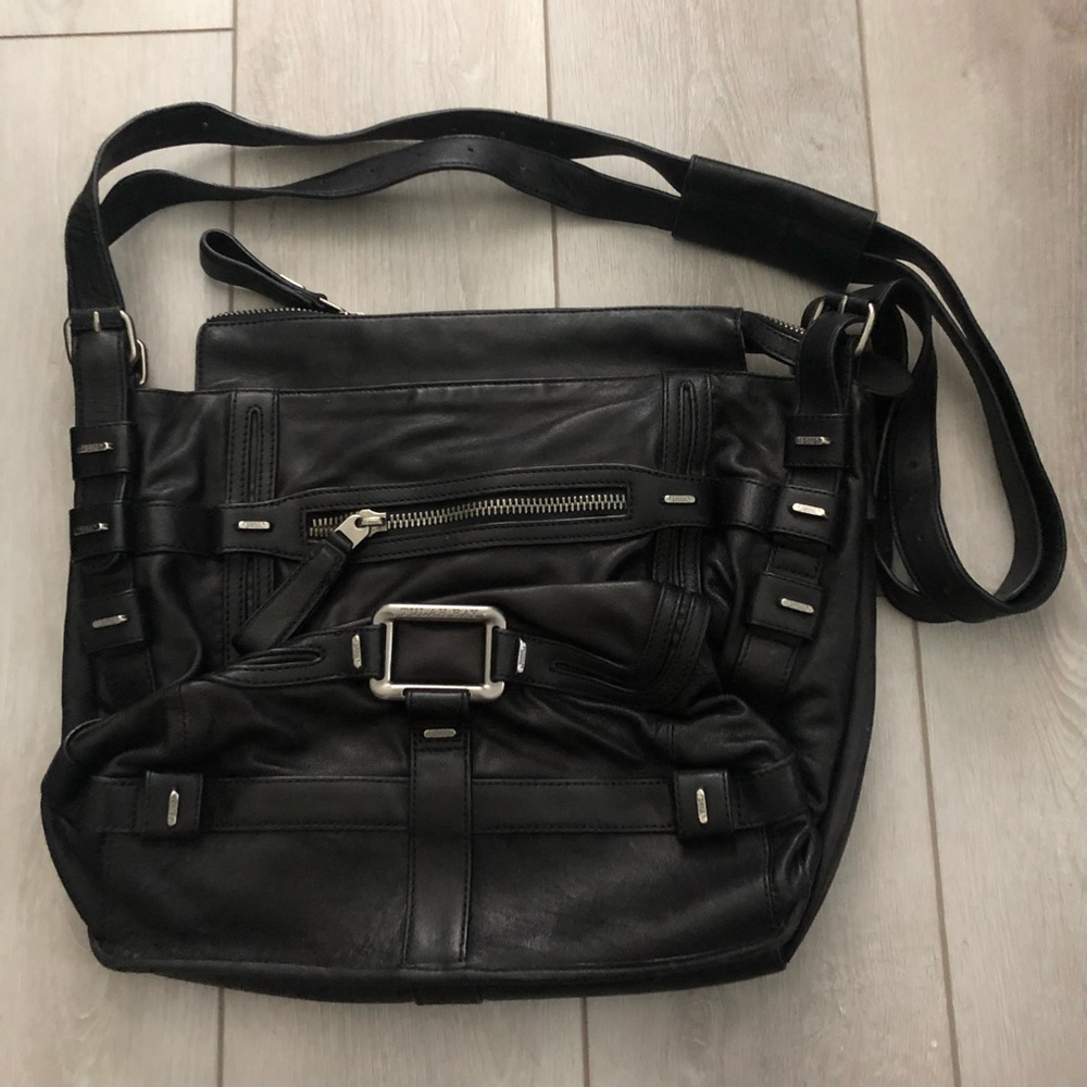 Tulah Ray Leather Purse